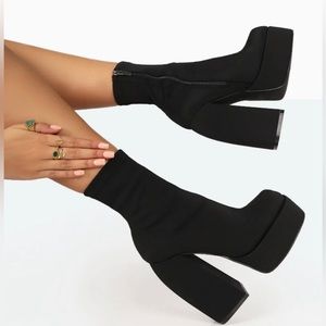 (SOLD) Charlie Platform boots